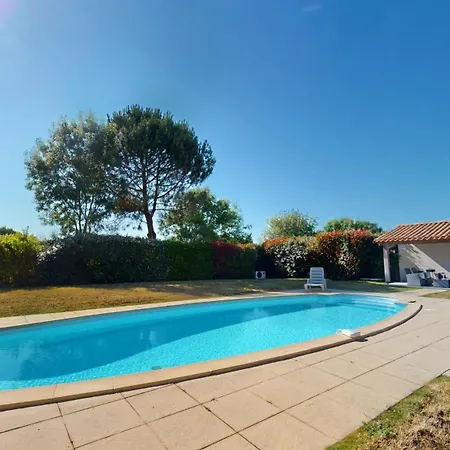 Terre Et Avec Piscine Privee Willa *