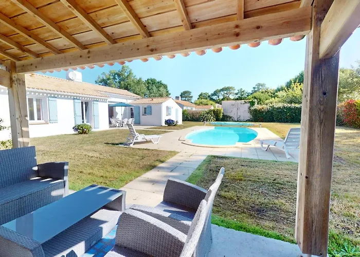 Terre Et Avec Piscine Privee Вилла L'Aiguillon-sur-Vie